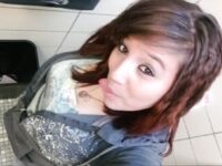 Makenzie Showing Off