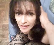 Sexy whore from the Bronx loves to suck cock