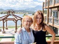 Laura Hunter Mullis Redhead MILF