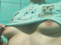 Valentina's nude selfies