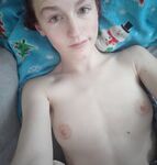 Girls with smallest tits