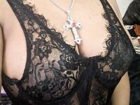 Ebony webslut kiara exposed nudes