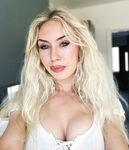 Sexy UK Model Melissa