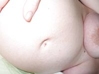 Famous (preggo) Webslut ?