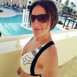 Dee amateur facial cum slut