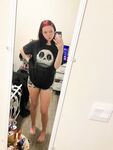 Girl loves to show feet