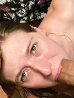 Ohio slut sucks cock