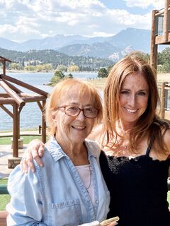 Laura Hunter Mullis Redhead MILF