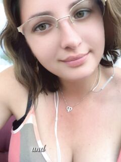 Sarah looks so sweet and innocent.