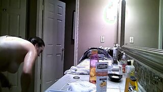 Airbnb bathroom lesbians 1