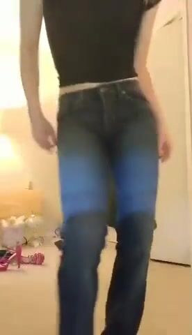 Exposing face and ass