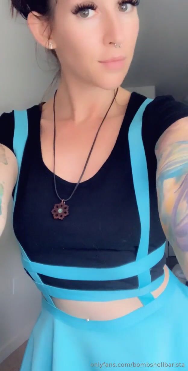 Bombshell tit tease