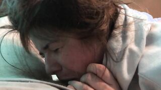 Teen slut gives amazing blowjob