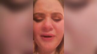 Ttiddys playing with her huge tits