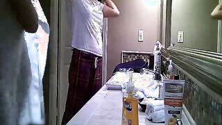 bathroom sisters spycam