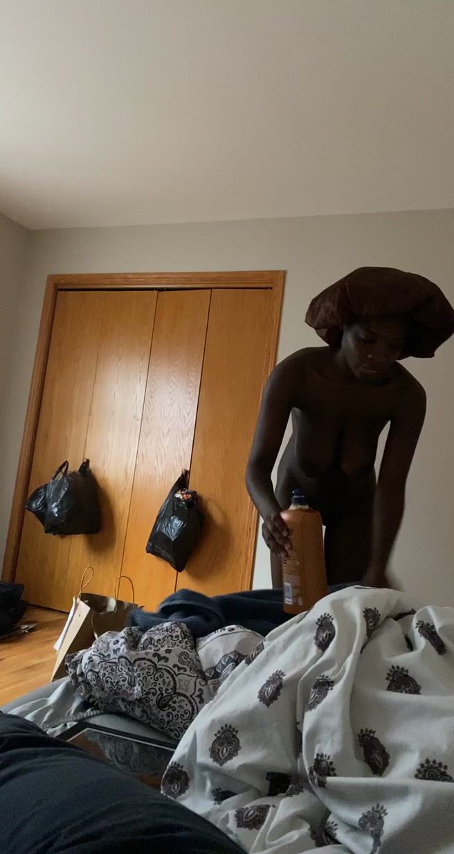 Thot naked