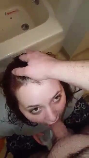 Chubby Maine slut sucks dick