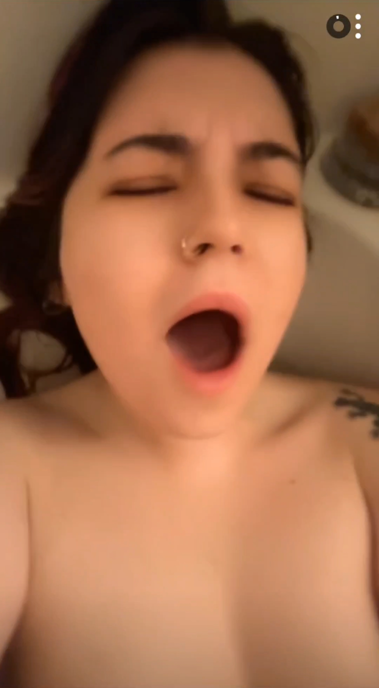 Cara Playing With Her Pussy