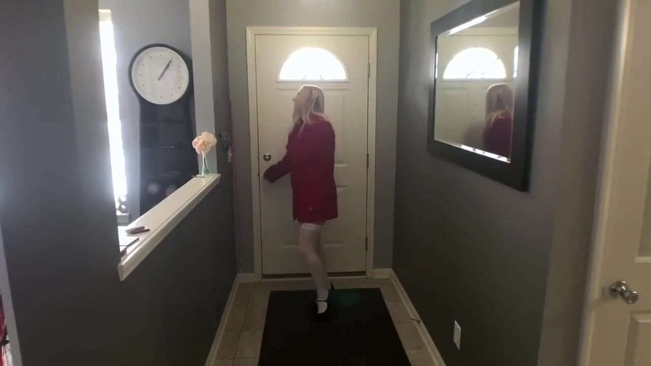 Brickbabe's Schoolgirl Fantasy: Orgasm in Uniform!