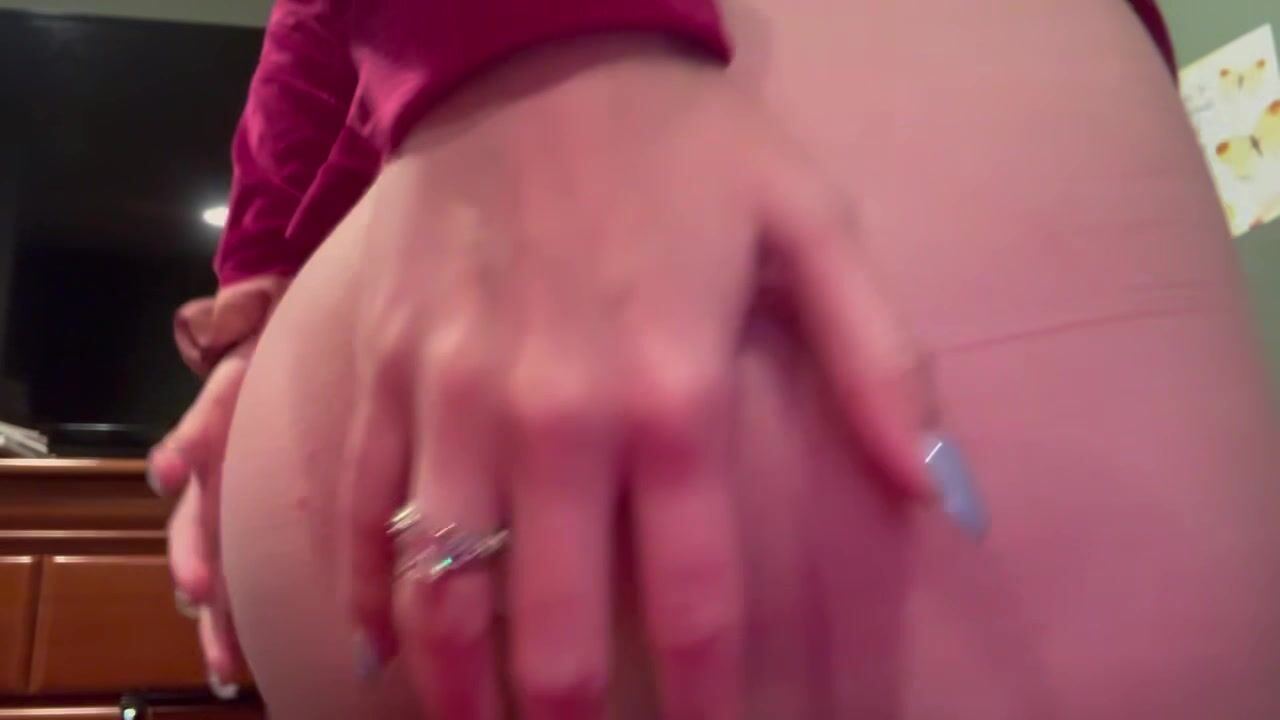 Sierra McCann won’t even take off her wedding ring to taste the hole she shits from