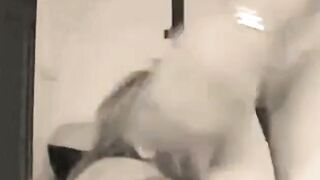 Svensk amatörbrunett blåser som en porrstjärna