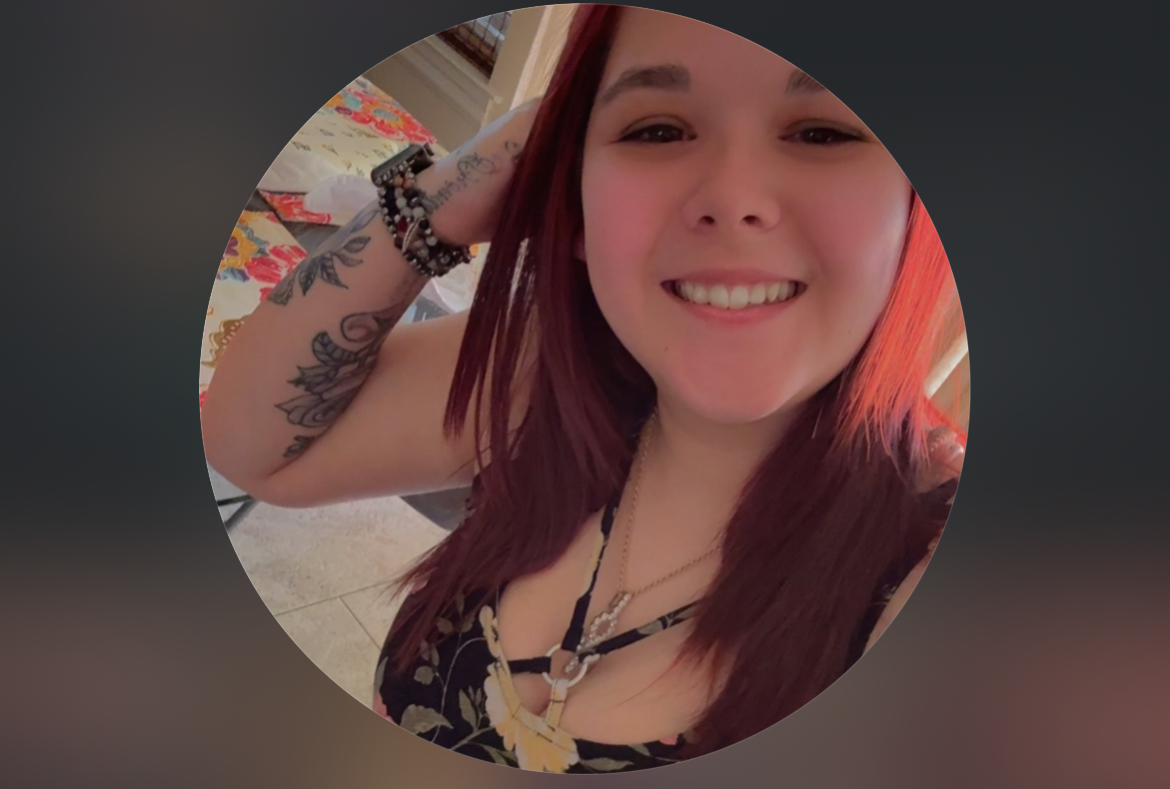 Megan Joelynn(aka Megan Skattebo{Ms.skattebooty}) gets them big cheeks clapped