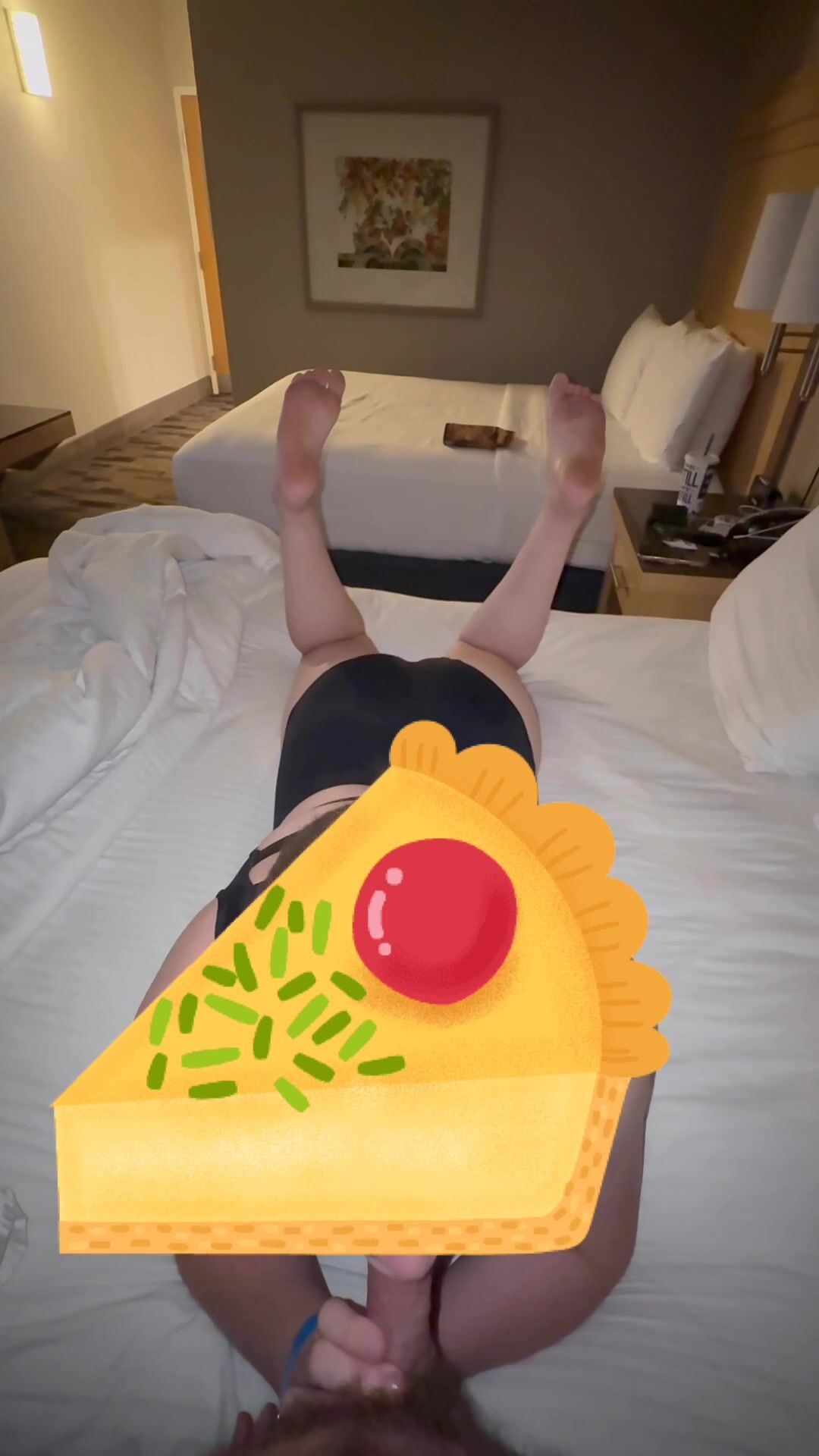 Feet pose hotel blowjob