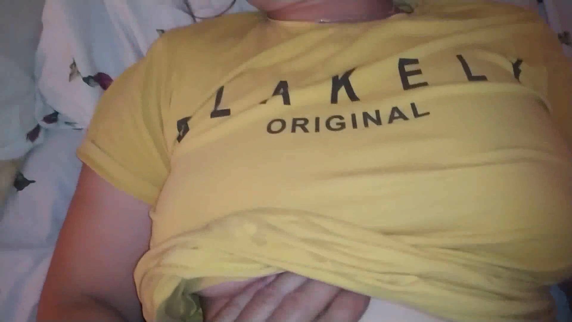 Fuck drunk housewife Vasyutky v big ass natural big tits.