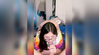 Latina Fat Bubble Booty Twerks while sucking dick
