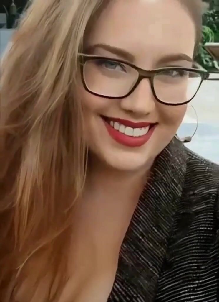 Busty JenKowski bukkake cumslut