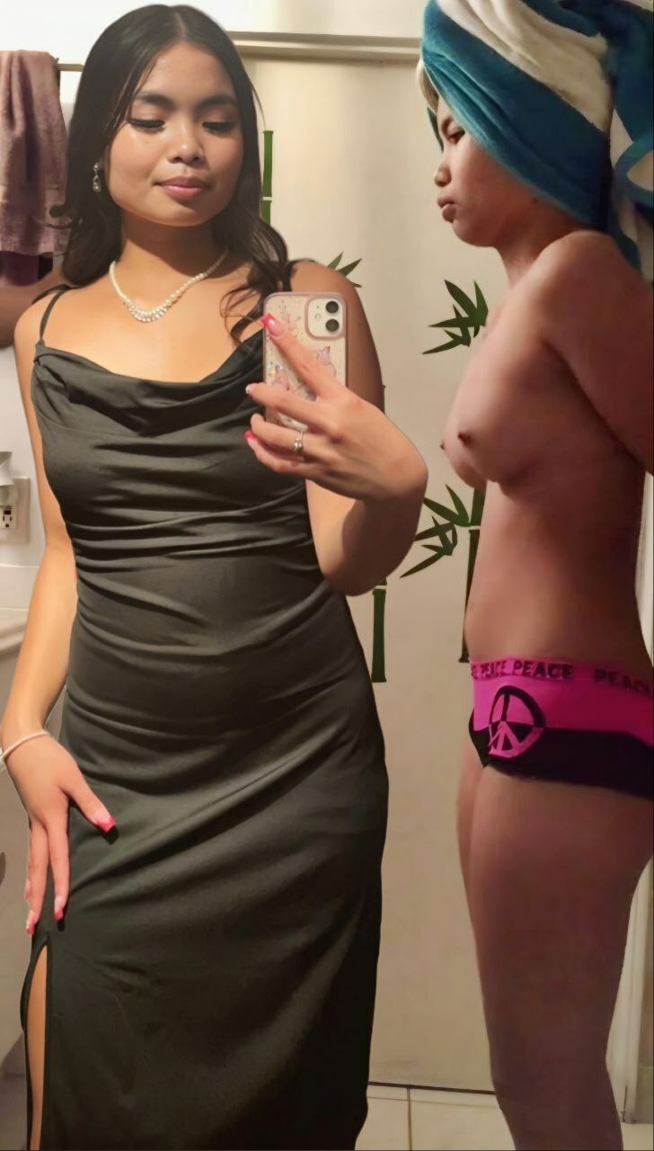 Filipina babe Zoie Napenas on spycam