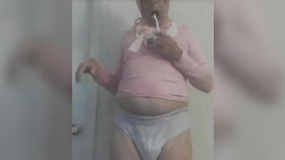 sissybabysidney sticks toothbrush in ass and then ... ew!