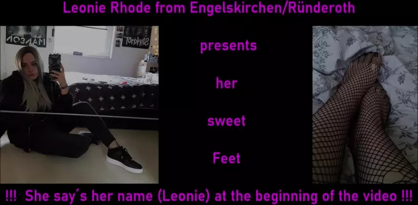 Leonie Rhode shows her naked feet