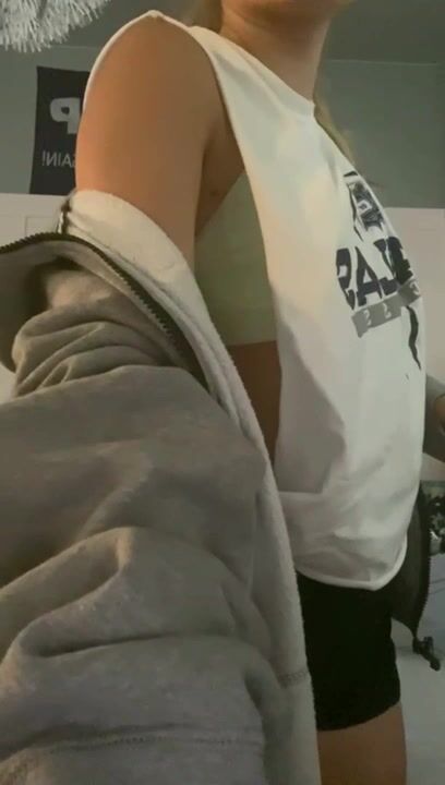 TikThot blonde PAWG3