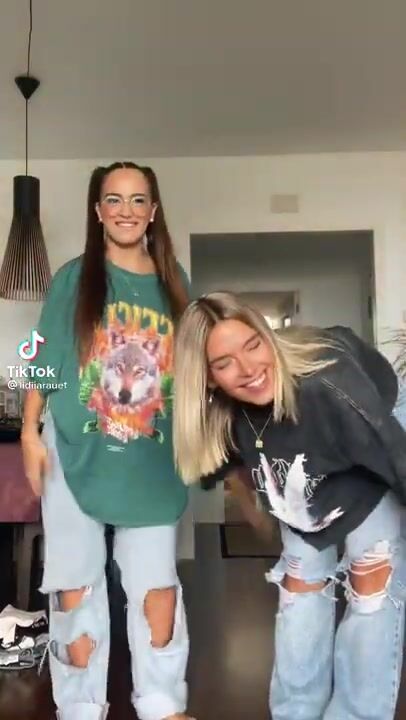 Thick White Girls Twerk TikTok Challenge #whitegirltwerk