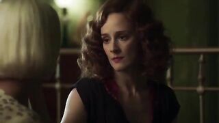 Favourite Lesbian Kisses & Couples Carlota and Sara