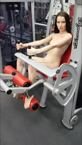 Slut naked in gym