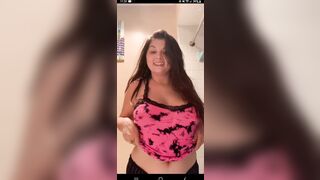 Tik tok titties