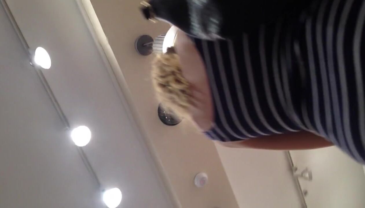 Upskirt blonde college hottie