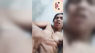 Thai mother fingering without giving up