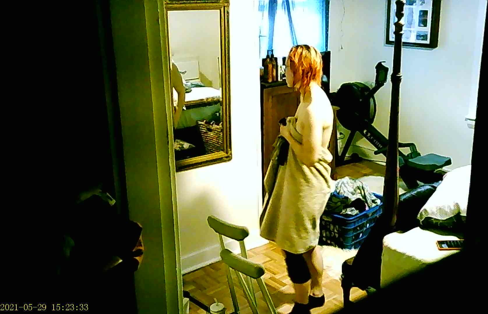 spy cam redhead