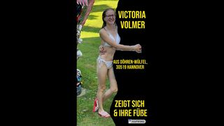 Victoria Volmer aus Hannover zeigt sich & ihre Füße