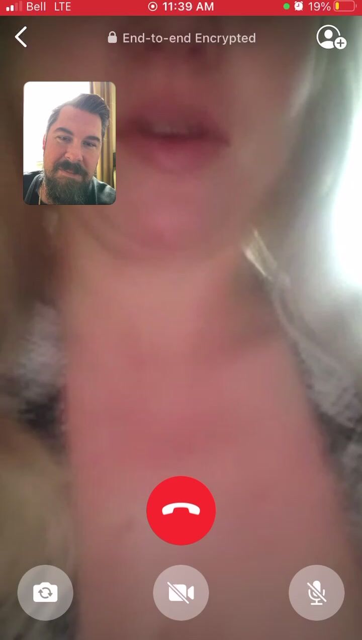 Lisa MacDonald Flashing Tits to random while engaged