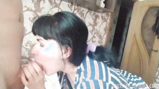 Таня Масленникова шлюха сосет член и получает сперму в ротик