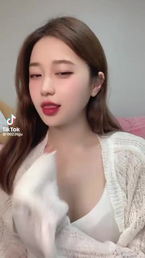 tiktok handjob