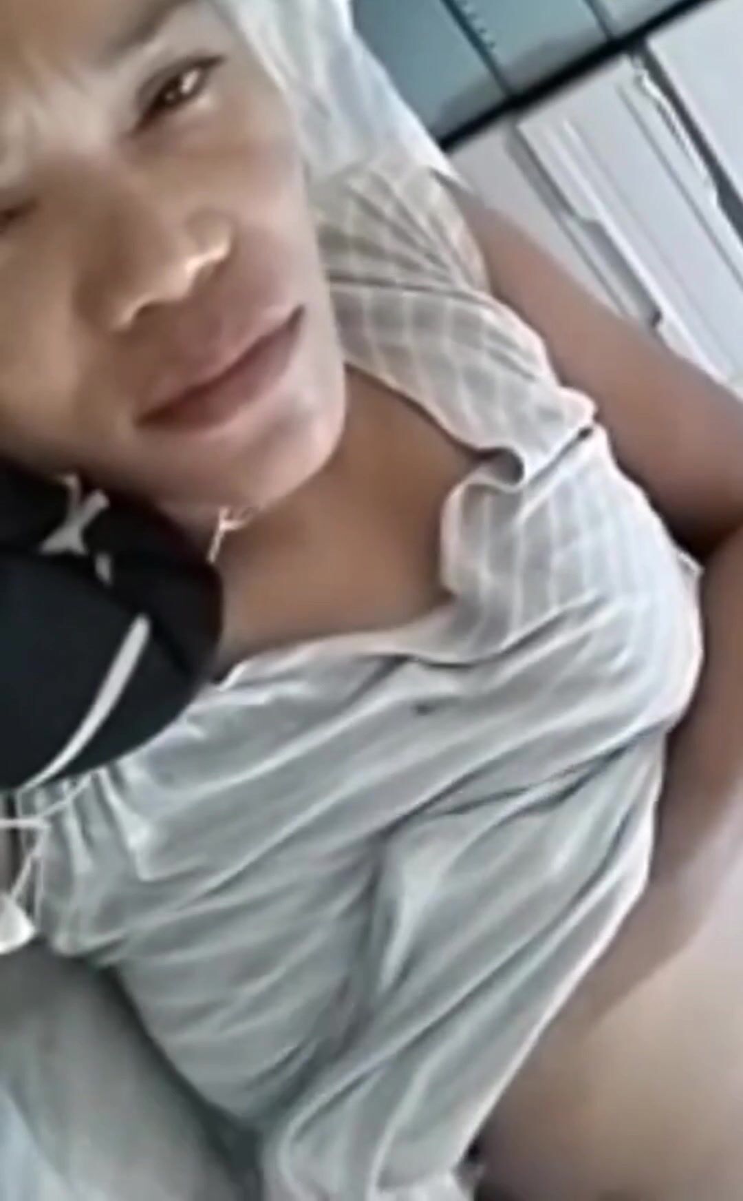 Filipina teacher