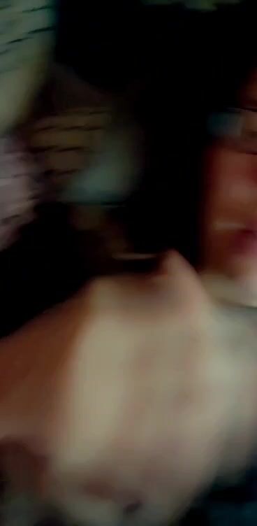 Masturbating amateur slut