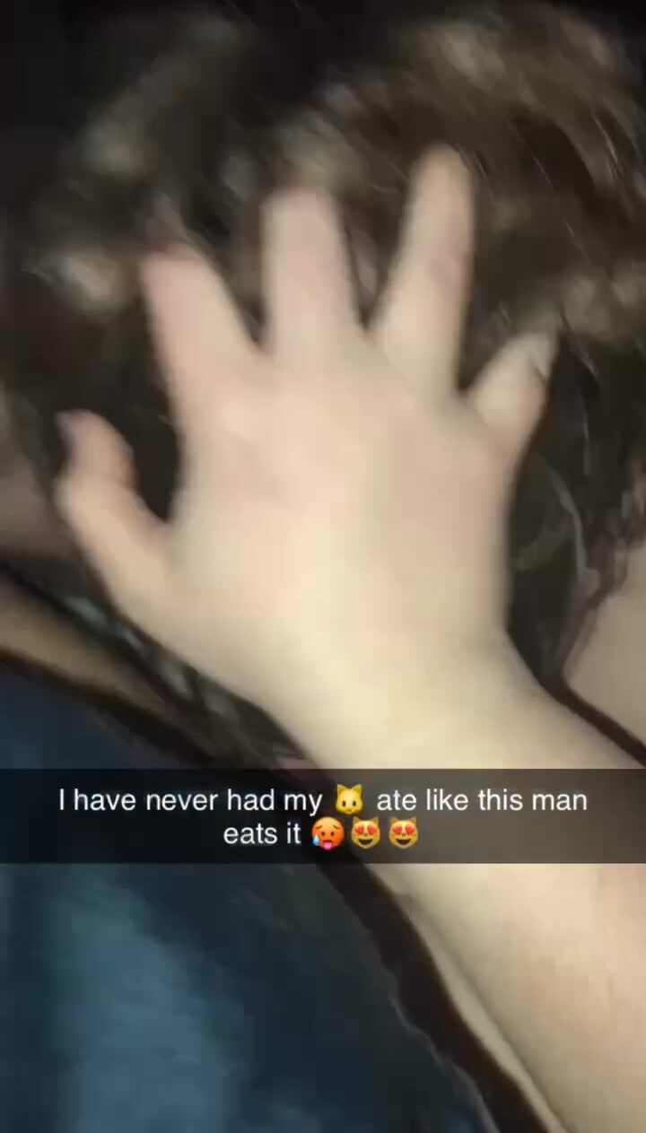 Slut gets her ???? ate sloppy asf