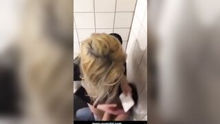 2-sluts-caught-in-club-toilet