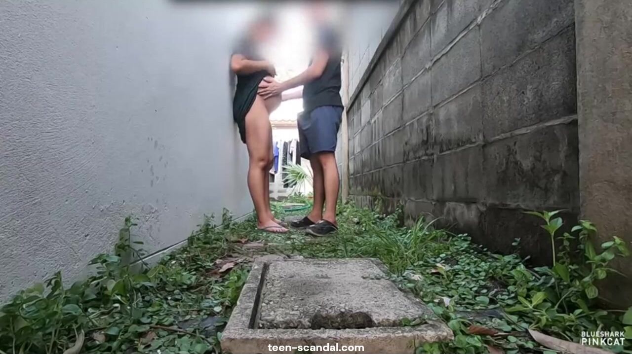 secret meeting with the pregnant lover